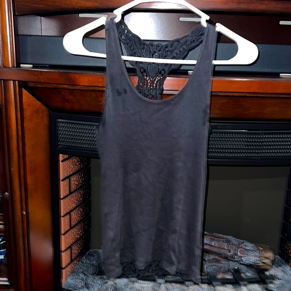 Black racer back tank top with crotchet back size small - Picture 1 of 3